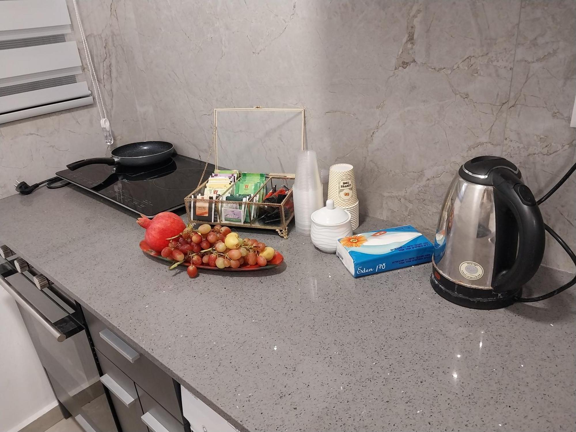 שירת דבורה בבני ברק Apartment Giv'at Shemu'el Exterior photo